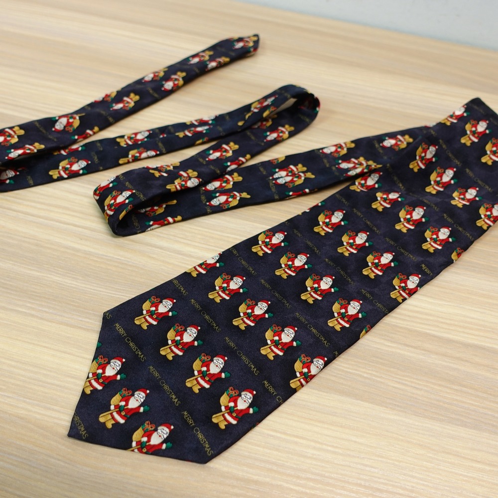 Christmas Neck Tie Mens Black Silk HALLMARK Santa Claus Holiday Festive MMG
